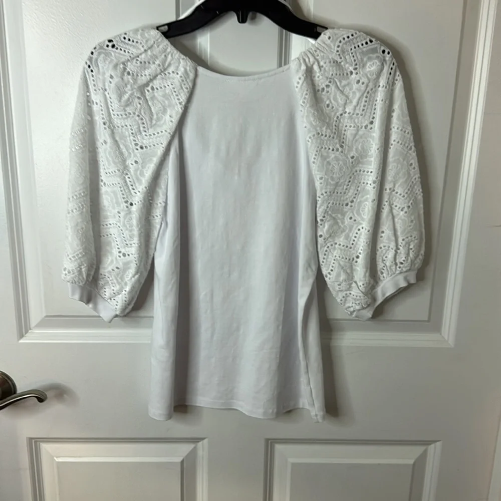 A loves a White Eyelet Sleeve Women's Top - Picture 5 of 5